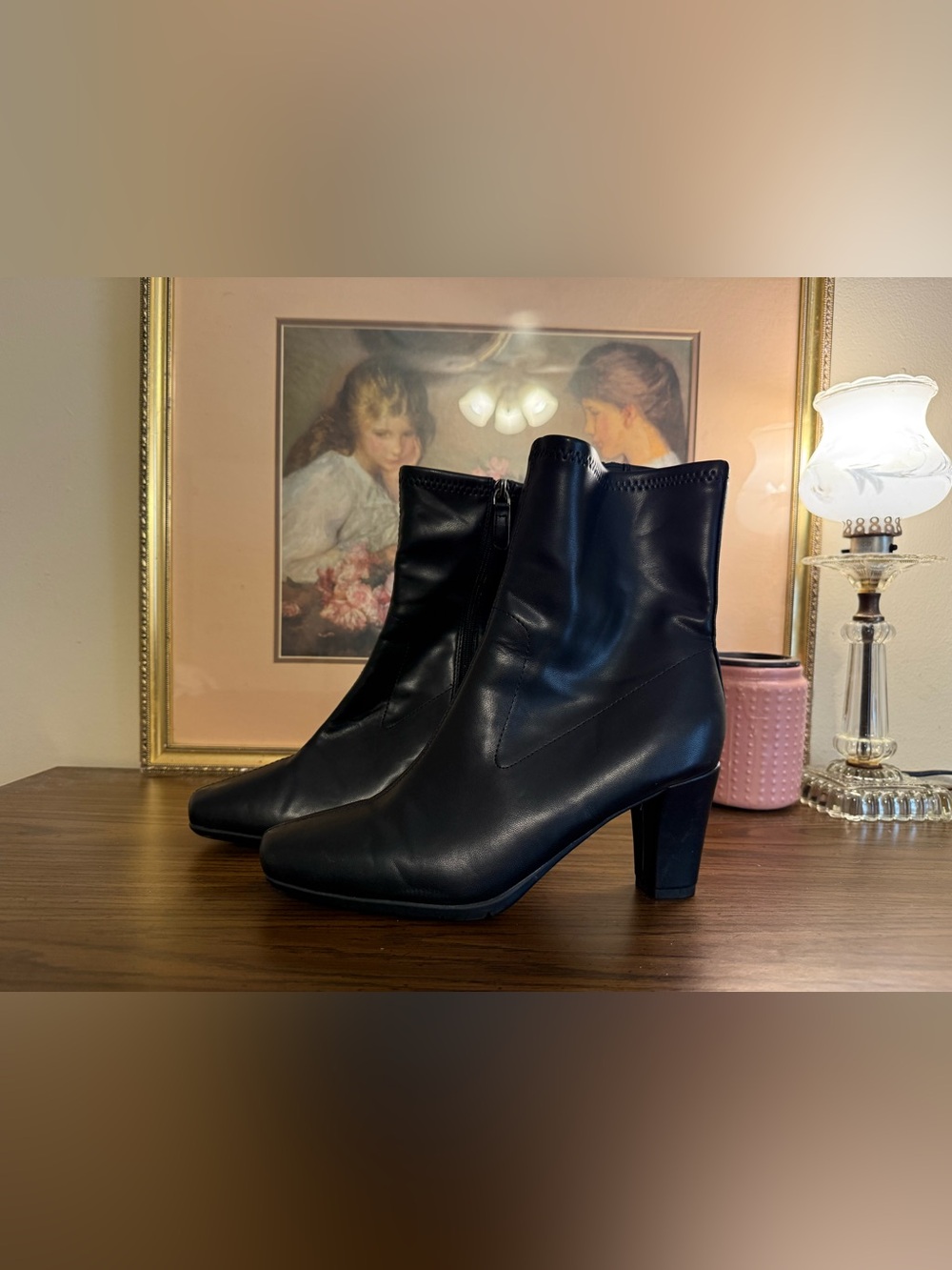 Aerosoles Cinnamon Women's Leather Ankle Boots - Sleek Block Heel